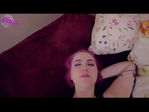 ❤️ 淫乱同級生がOBGを一緒に飛ばしてくれというのでコンドーム無しでファックする ❤️ セックスビデオ ❌️❤